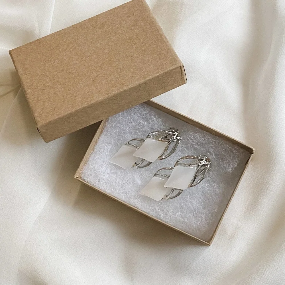 VTG Silver White Double Diamond Clip Earrings - Picture 5 of 7